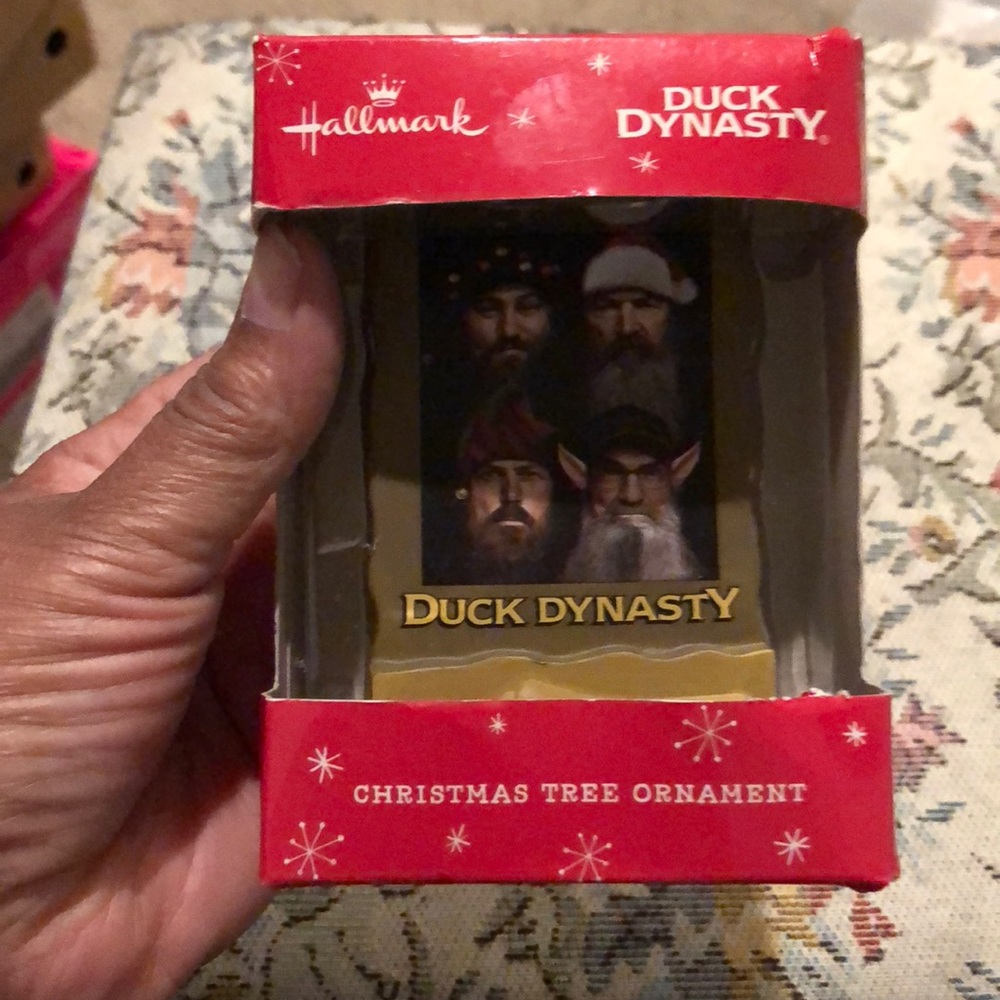 Hallmark Duck Dynasty Tree Ornament! NIB